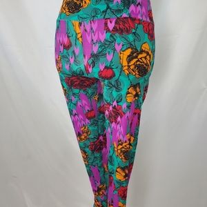 LuLaRoe vibrant floral rose leggings